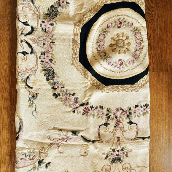 NWOT Vintage tapestry floral bed cover and 2 pillow cases set - Picture 9 of 13